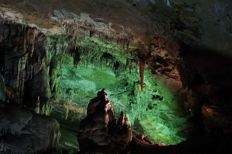 Peter Lund Caves: a dive into the history and nature of Minas Gerais Peter Lund Caves: a dive into the history and nature of Minas Gerais