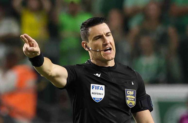 Rafael Rodrigo Klein (RS) apitou o empate sem gols entre Palmeiras e Cruzeiro, no Allianz Parque &ndash;