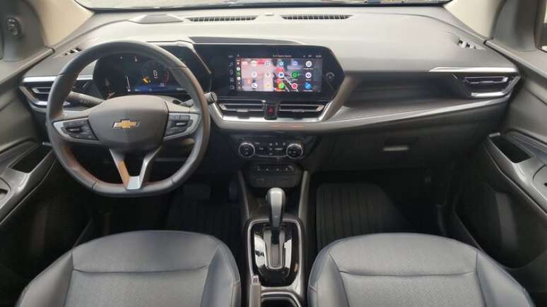 Minivan tem tela central de 11" e quadro de instrumentos digital de 8"