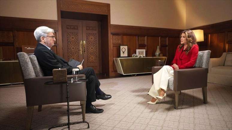 A rainha Rania, da Jord&acirc;nia, elogiou Trump por seus esfor&ccedil;os para obter cessar-fogo entre Israel e o Hamas