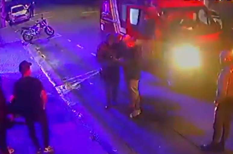 Desconhecido viu Paulo Vinicius machucado no ch&atilde;o e acionou o socorro