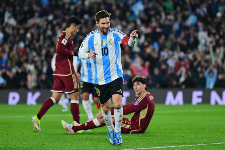 Messi comemorando um gol pela Argentina 