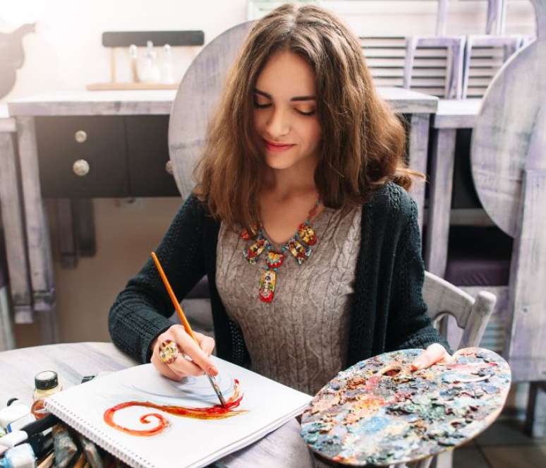 Aproveite tamb&eacute;m esse momento para desenvolver os seus hobbies &ndash;