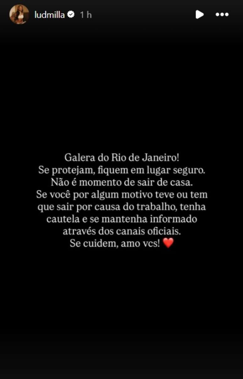 The singer also asked followers to inform themselves through official channels The singer also asked followers to inform themselves through official channels