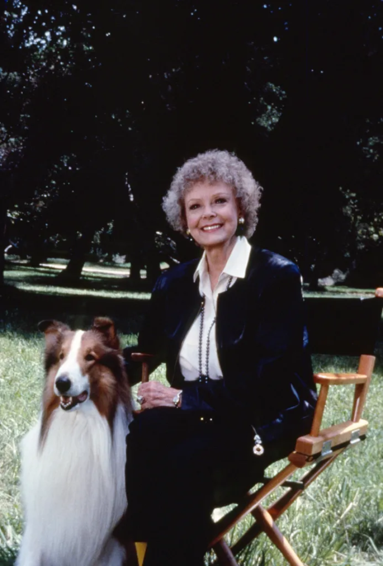 June Lockhart &ndash; Cortesia