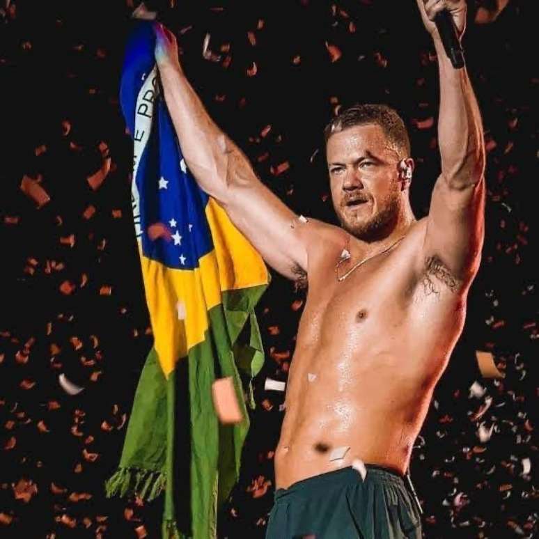 Wanessa Camargo had an affair with a famous foreign singer while she was married, according to the journalist Wanessa Camargo had an affair with a famous foreign singer while she was married, according to the journalist