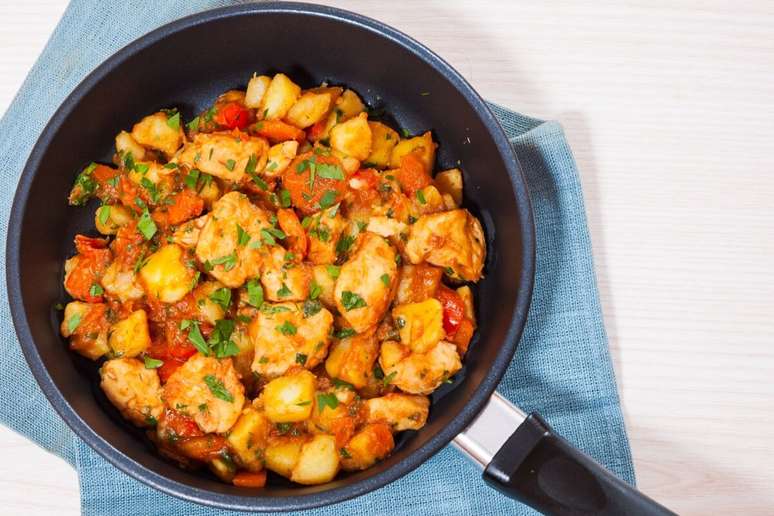 7 light and economical chicken recipes 7 light and economical chicken recipes