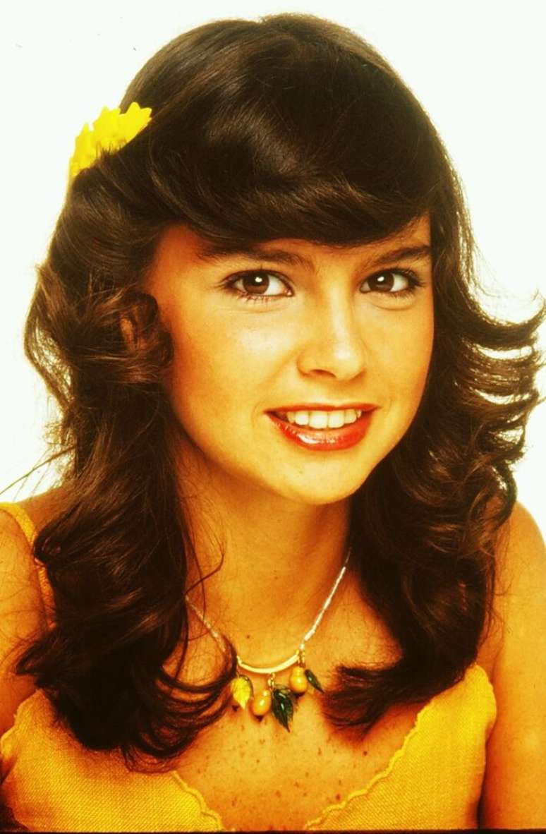 L&iacute;dia Brondi como Vera L&uacute;cia, a Verinha de 'Dancin' Days'