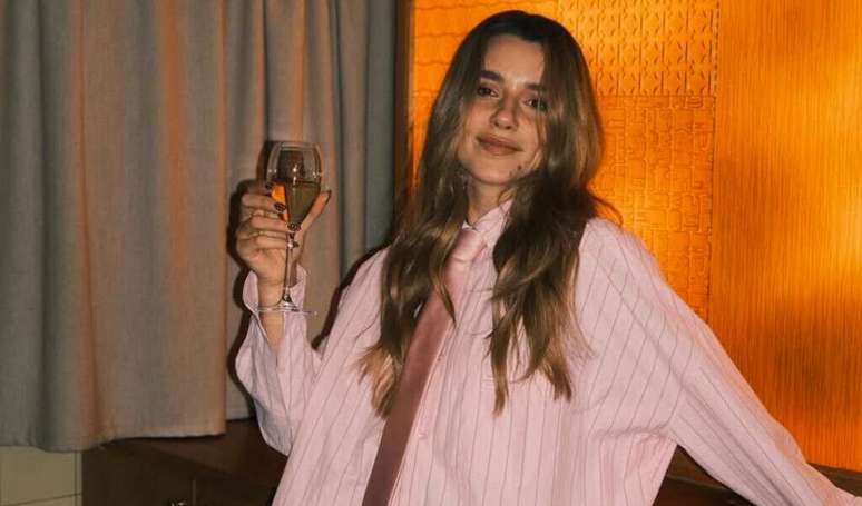 They resemble the Adidas Samba, but the brand’s new aubergine sneakers are the ones that best suit your capsule wardrobe They resemble the Adidas Samba, but the brand’s new aubergine sneakers are the ones that best suit your capsule wardrobe