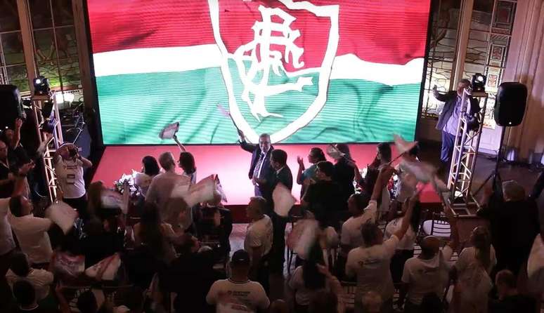 Ademar Arrais em lan&ccedil;amento de candidatura para presid&ecirc;ncia do Fluminense &ndash;