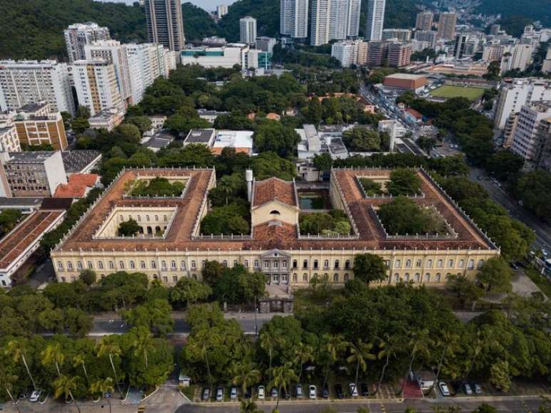 UFRJ aprovou a implementação de cotas para pessoas transgênero nos cursos de graduação e pós-graduação