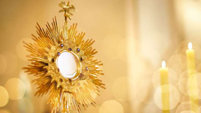 A daily guide to the spiritual life of Catholics A daily guide to the spiritual life of Catholics