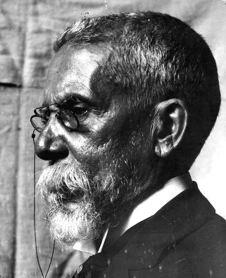 Autor de cl&aacute;ssicos como Dom Casmurro e Mem&oacute;rias P&oacute;stumas de Br&aacute;s Cubas, Machado inovou ao unir filosofia, psicologia e cr&iacute;tica social em suas hist&oacute;rias &ndash; Wikimedia Commons/Arquivo Nacional