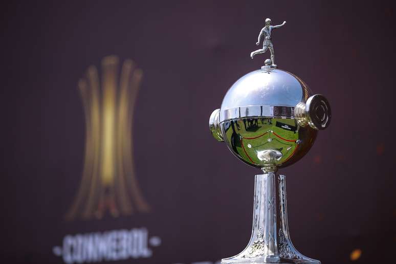 Final da Libertadores ser&aacute; em Lima, mesmo com dois brasileiros na final &ndash;
