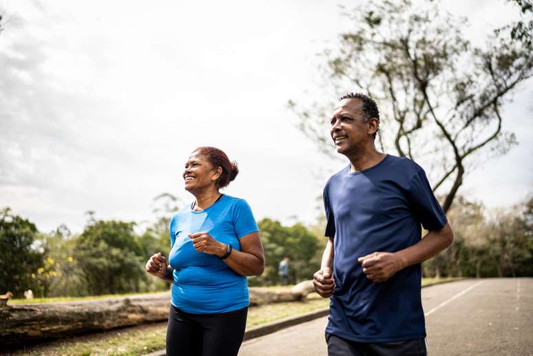 Walking is great after 60, but this exercise works the whole body: it protects the heart, strengthens muscles, improves mood and also preserves cognitive functions Walking is great after 60, but this exercise works the whole body: it protects the heart, strengthens muscles, improves mood and also preserves cognitive functions