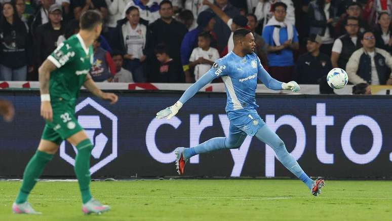 Carlos Miguel tem seis gols sofridos em quatro partidas como titular do Palmeiras &ndash;