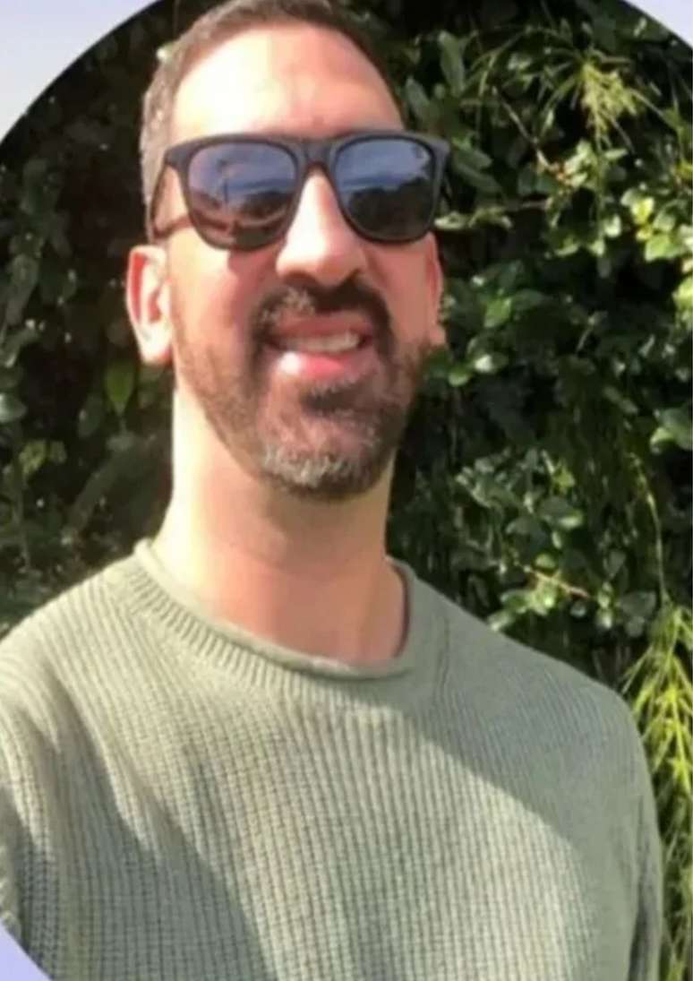 Who is the police officer whose leg was amputated after a major operation? The boy was hit by CV Who is the police officer whose leg was amputated after a major operation? The boy was hit by CV