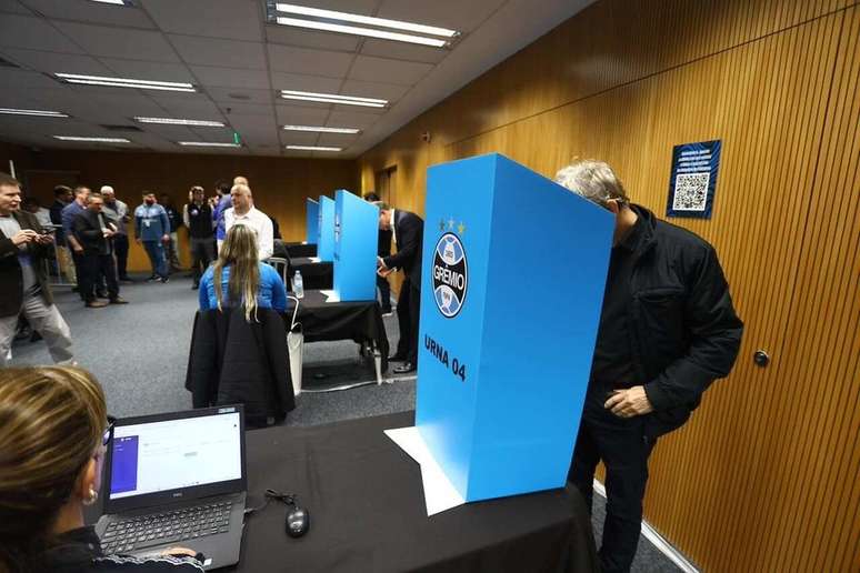 Elei&ccedil;&atilde;o presidencial do Gr&ecirc;mio ocorreu nesta quinta &ndash;