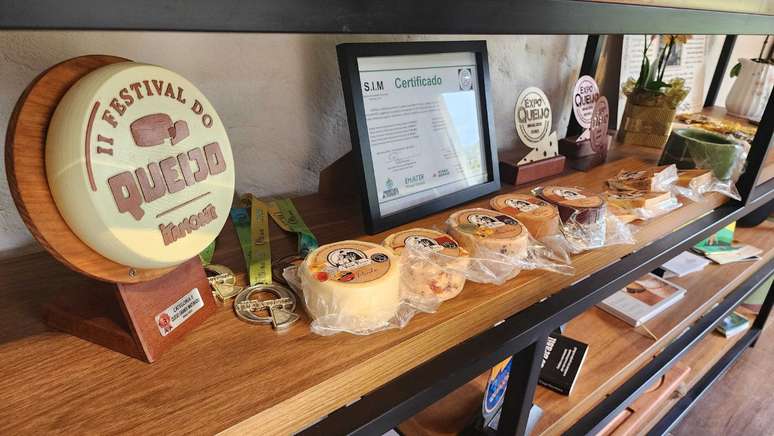 The cheeses are named after precious stones and have already won awards in Brazil and abroad