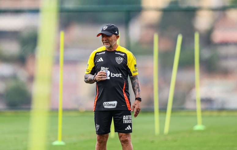 Sampaoli em treino do Atl&eacute;tico &nbsp;&ndash;