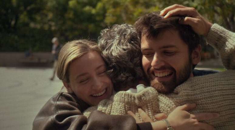 Cooper Raiff e Lili Reinhart são os protagonistas de 'Hal & Harper'