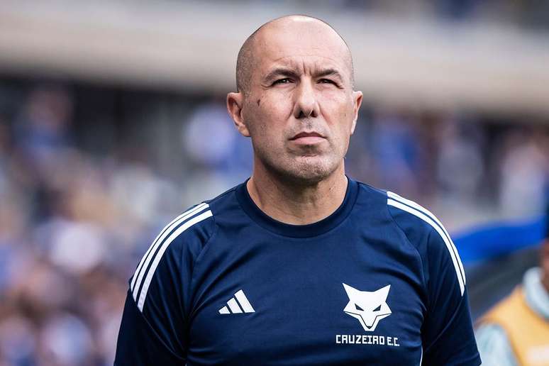 Leonardo Jardim leads Cruzeiro to another victory. Leonardo Jardim leads Cruzeiro to another victory.
