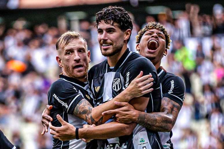 Pedro Raul selou a vit&oacute;ria do Voz&atilde;o &ndash;