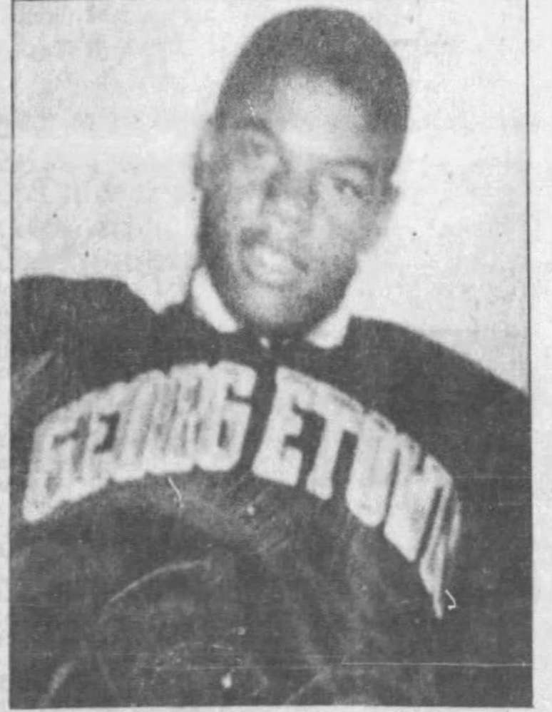 DeWitt Duckett foi assassinado por causa de uma jaqueta de Georgetown.