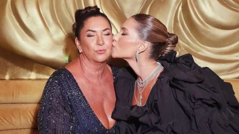 Virginia’s mother responds to the criticism the influencer receives after dating Vini Jr. Virginia’s mother responds to the criticism the influencer receives after dating Vini Jr.