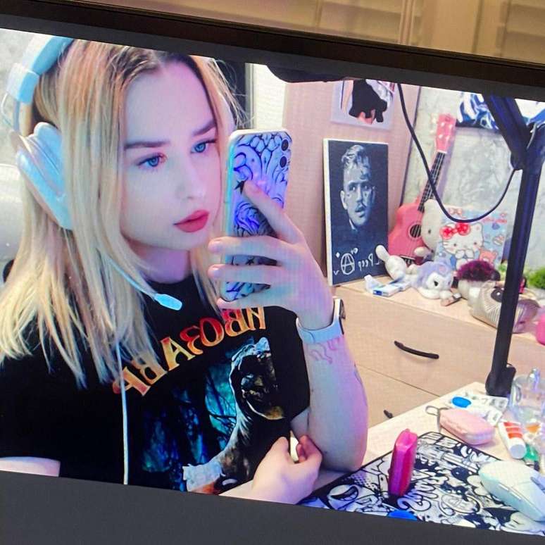 Maria of St. Petersburg now discourages others from trying Molecule.