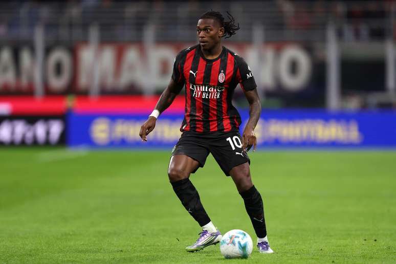 Rafael Leão (Milan) durante jogo contra o Pisa, no dia 24.10.202