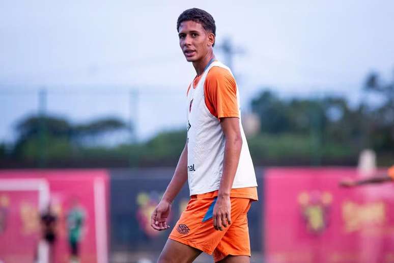 Riquelme, do Sport, est&aacute; bem pr&oacute;ximo de acertar com o Botafogo &ndash;