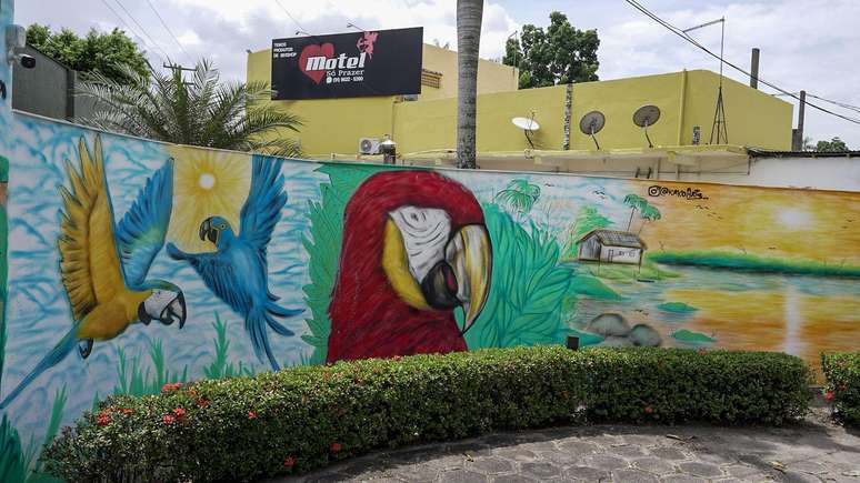 Motel investiu em pinturas e em retirar temas eróticos