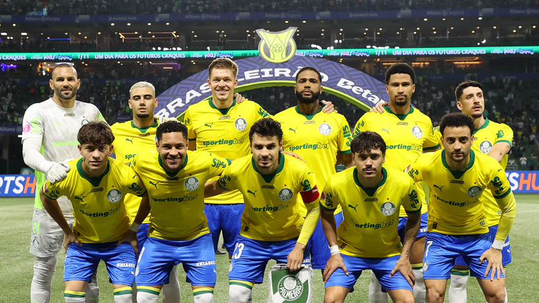 The Palmeiras striker is absent for the classic match against Santos