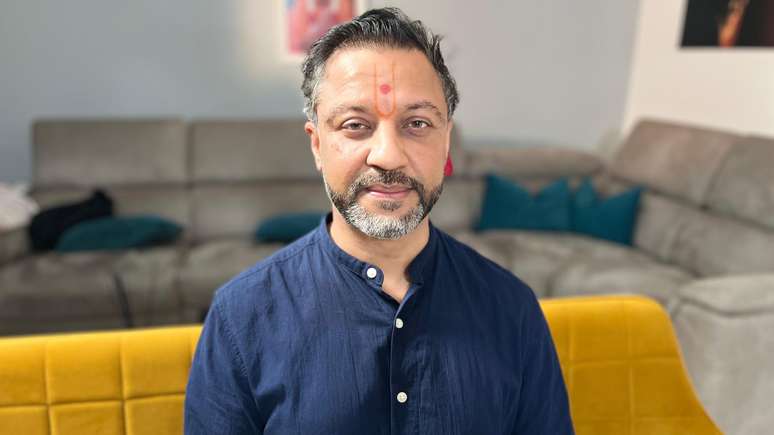 Sanjiv Patel afirmou que est&aacute; dando apoio, orienta&ccedil;&atilde;o e prote&ccedil;&atilde;o &agrave; fam&iacute;lia.