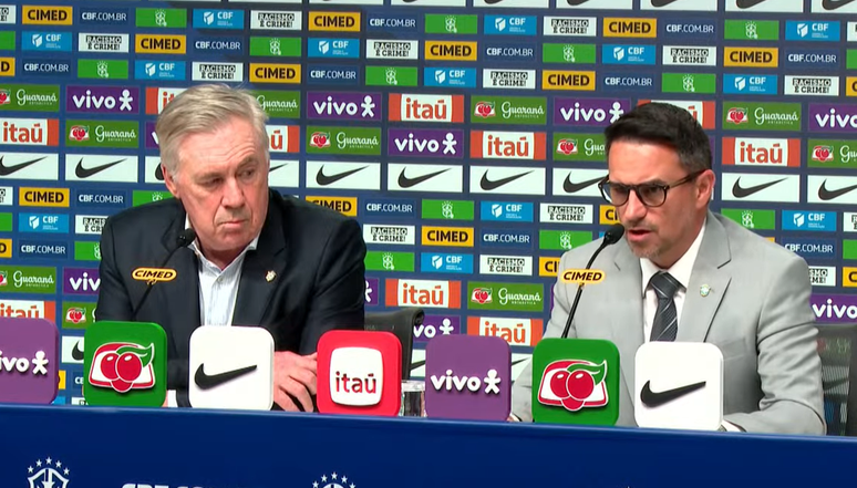 Carlo Ancelotti, treinador da Seleção Brasileira, e Rodrigo Caetano, coordenador de seleções masculinas da CBF