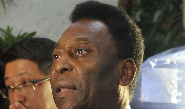 Família de Pelé pode perder dois imóveis por conta de dívida milionária.
