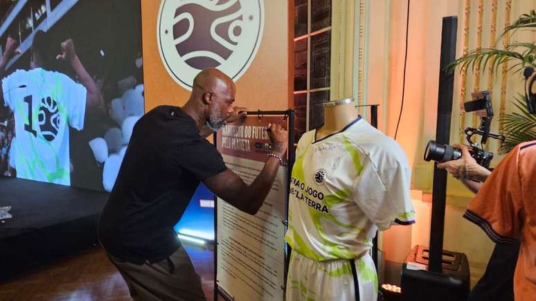 Ex-jogador e hoje comentarista Grafite participou de evento –