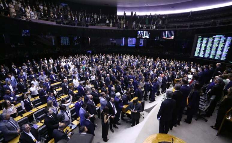 Congresso instala comissão mista para análise da criação da Agência Nacional de Proteção de Dados.