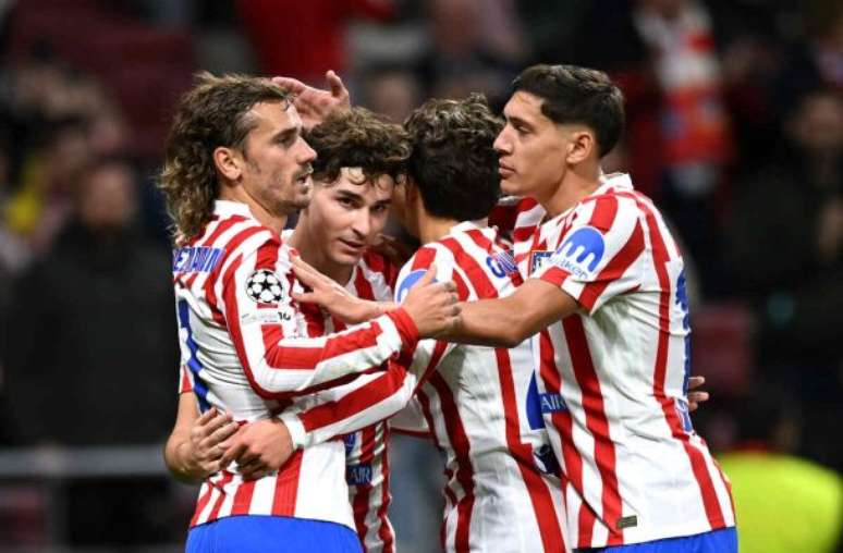 Griezmann tem gol anulado no final do primeiro tempo –
