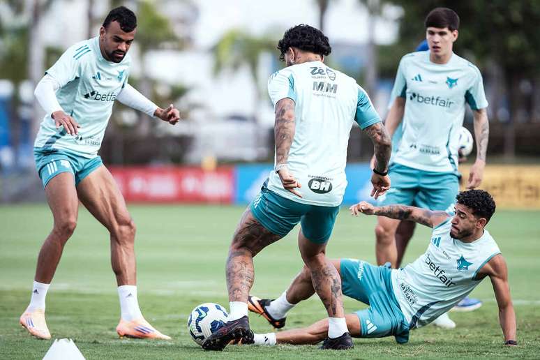 Fabrício Bruno volta de suspensão – FOTO: GUSTAVO ALEIXO/CRUZEIRO