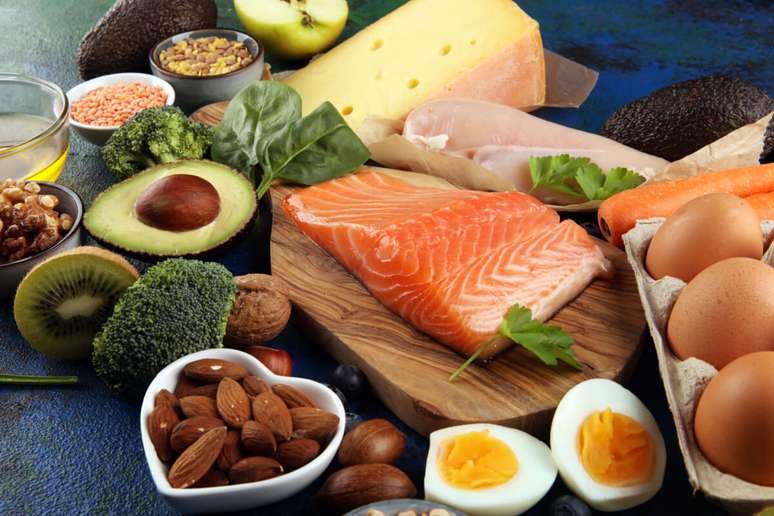 Ovos, peixes e abacate s&atilde;o fontes de vitamina D 