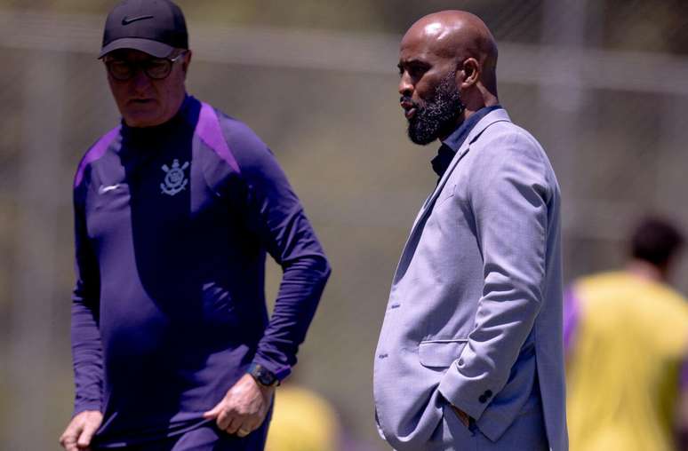 Fabinho Soldado tamb&eacute;m est&aacute; pressionado no Corinthians &ndash;