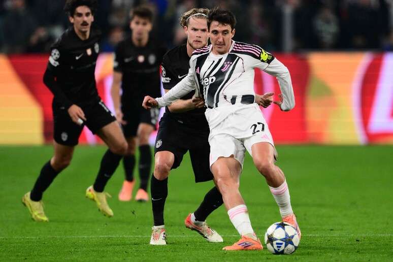 Velha Senhora soma três empates e uma derrota no torneio a Uefa