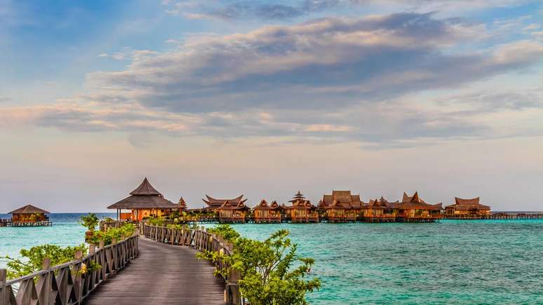 O alto custo das propriedades se mostrou incompat&iacute;vel com a realidade econ&ocirc;mica da popula&ccedil;&atilde;o local, afastando compradores da Mal&aacute;sia &ndash; depositphotos.com / zm_photo