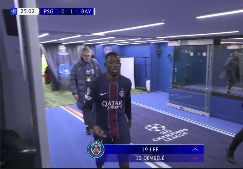 Dembélé chateado após deixar campo –