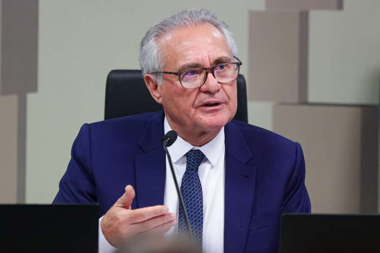 రెనాన్ కాల్హీరోస్