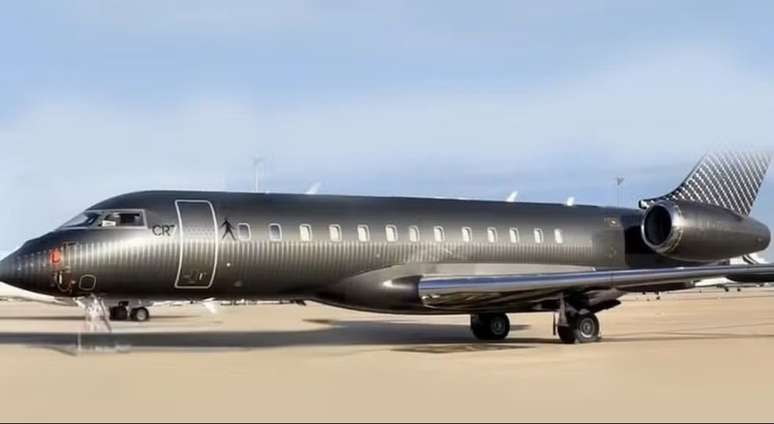 Jatinho pessoal para fam&iacute;lia do astro &ndash;