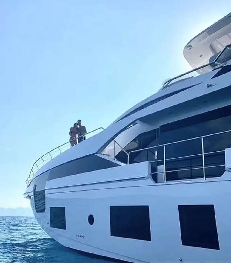 Iate do jogador &ndash;