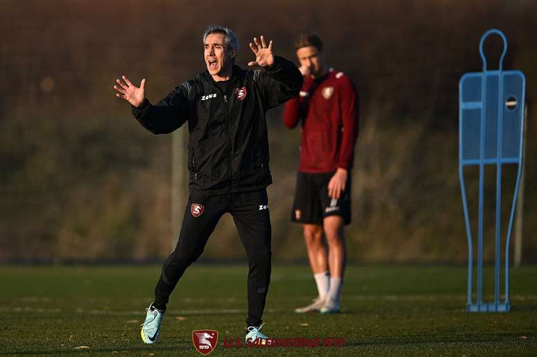 Paulo Sousa em treino pelo Salernitana &ndash; Divulga&ccedil;&atilde;o/US Salernitana